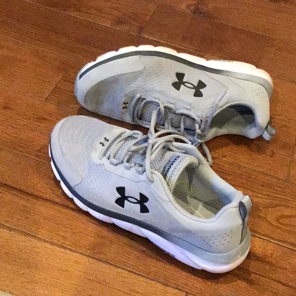 Under armour assert size 13D - Picture 5 of 5